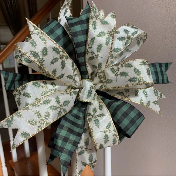 Christmas Wreath Bow, Farmhouse Christmas Bow, Green and Gold Christmas Bow, - Picture 2 of 5